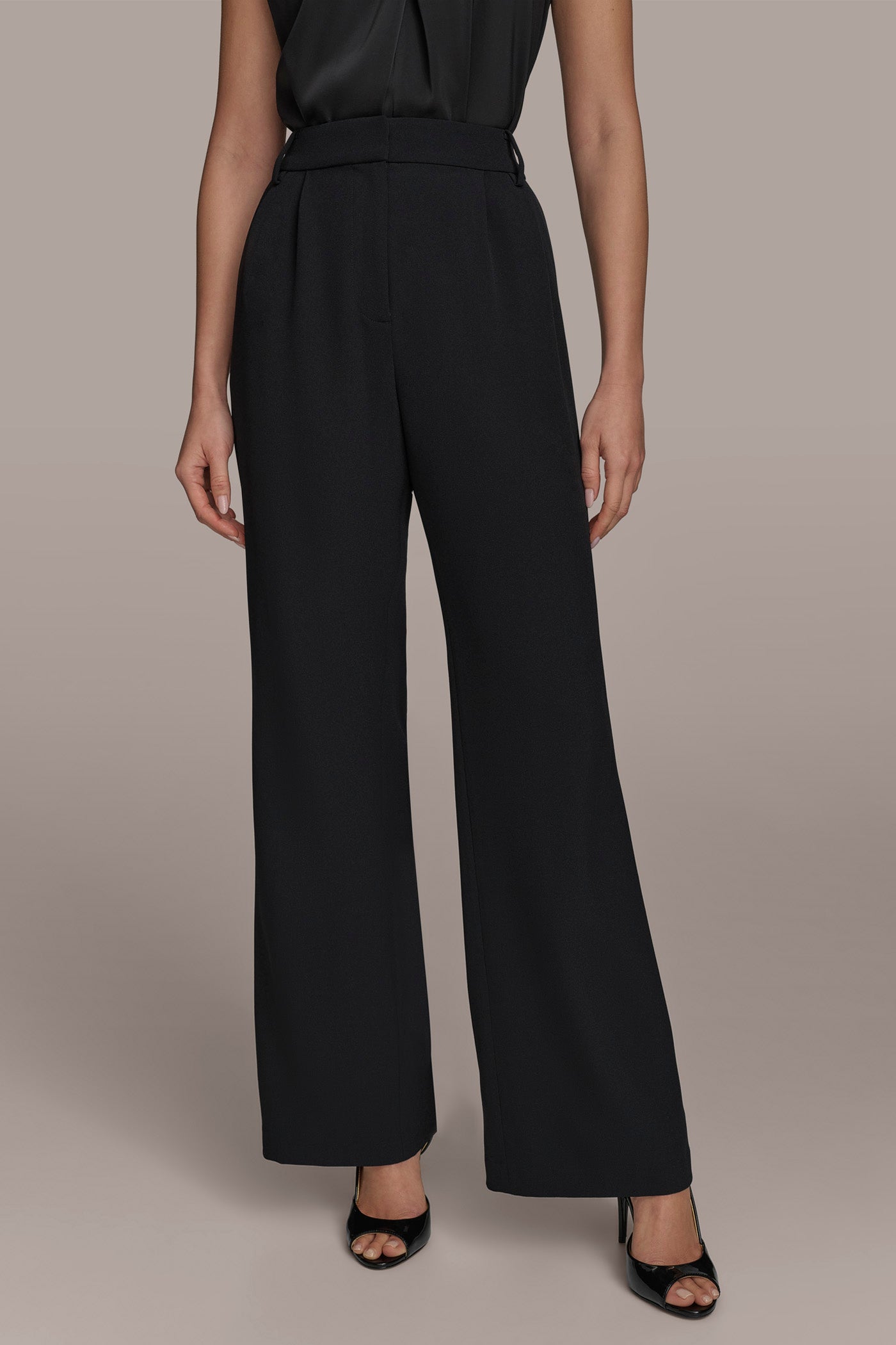 WIDE PANT WITH PLEATS