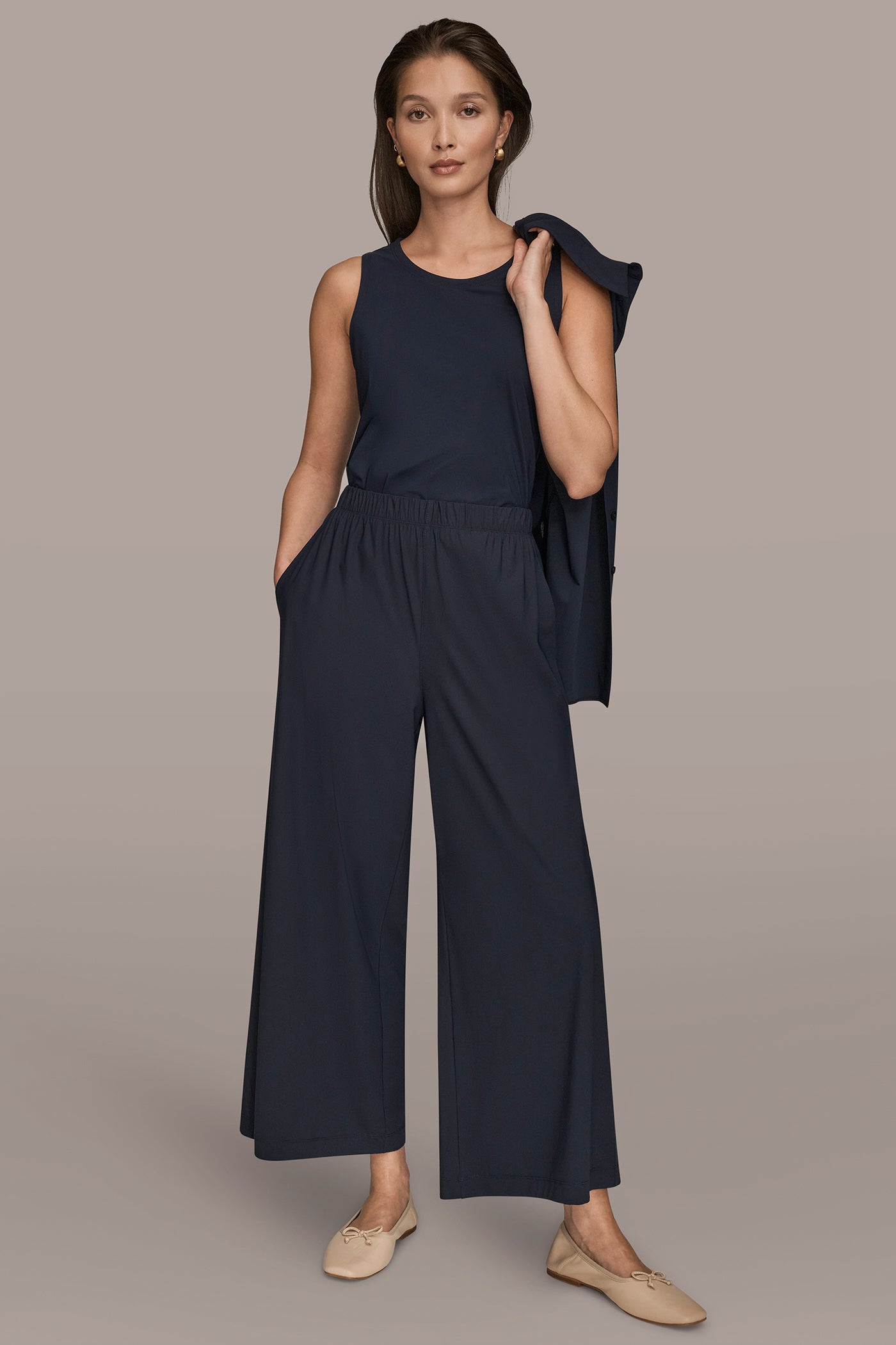 MID-RISE RELAXED ANKLE PANT - Image 6